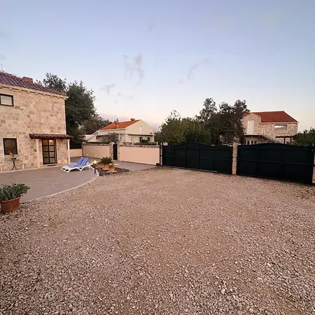 Дом отдыха South Estate *